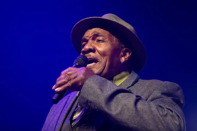 Willie Buck performing live